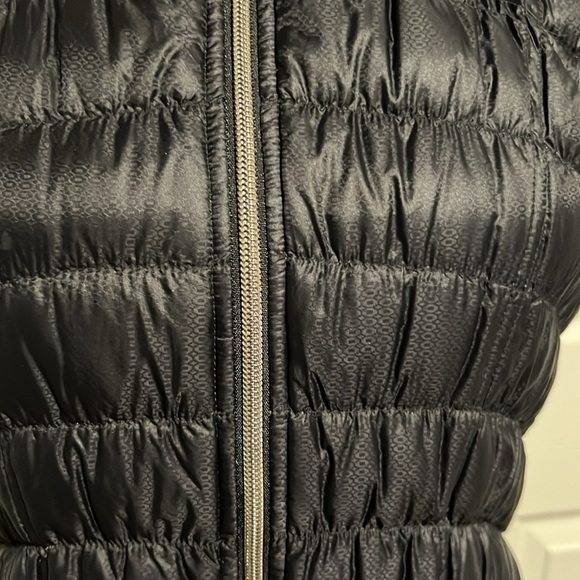 Athleta Vest - Picture 3 of 7